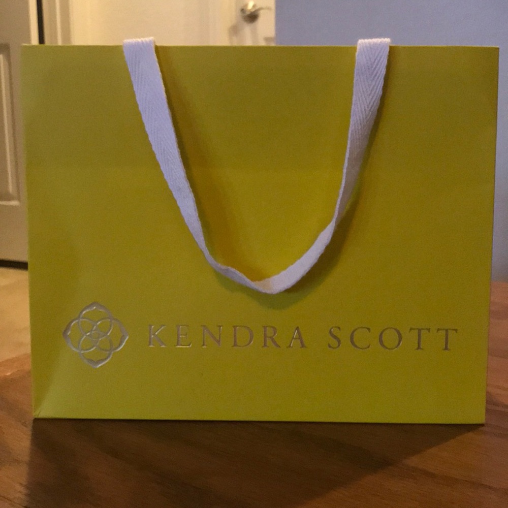 Kendra Scott Bag
